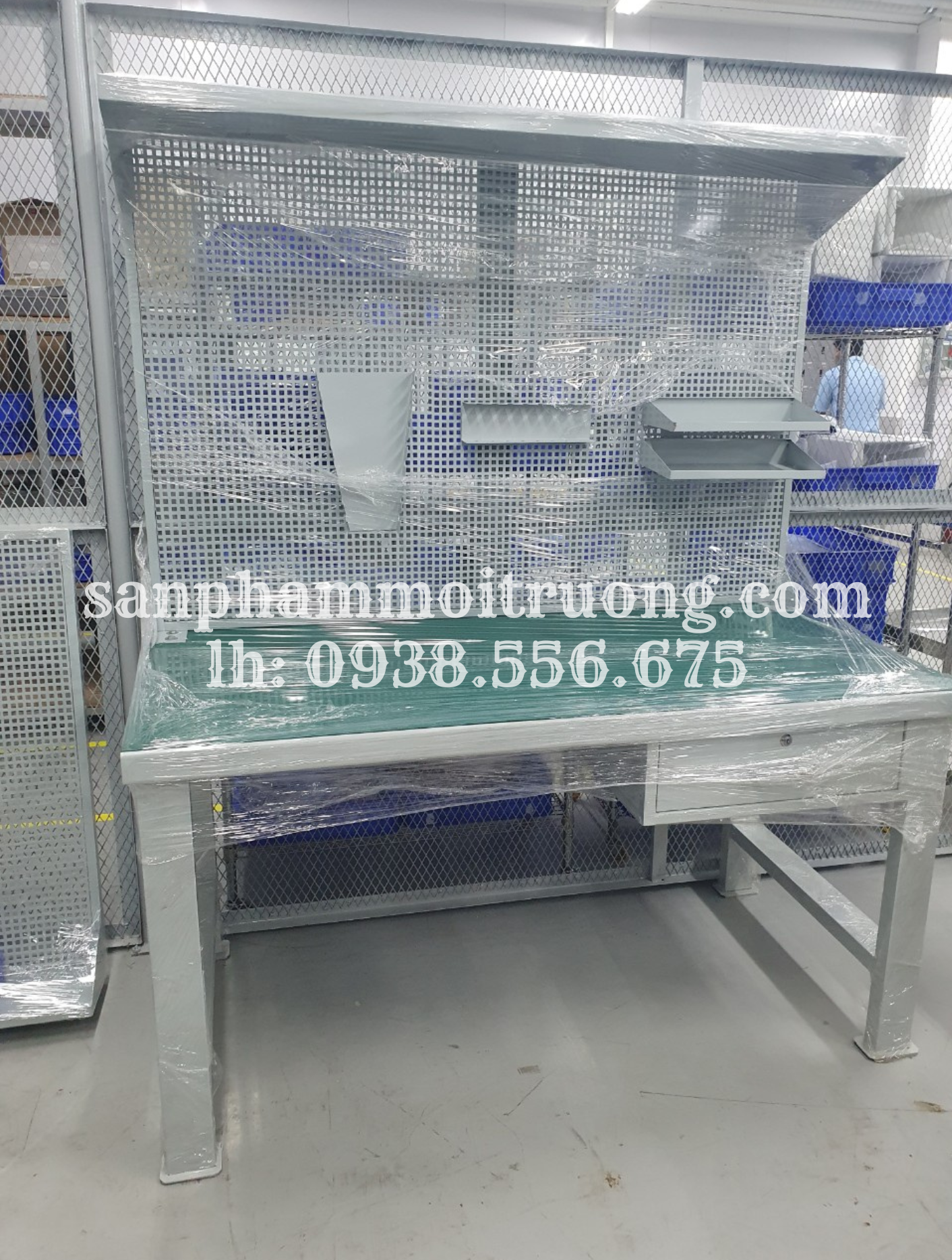 BÀN THAO TÁC TLB10