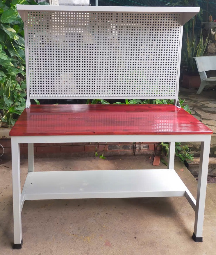 B&agrave;n thao t&aacute;c cơ kh&iacute;, b&agrave;n thao t&aacute;c, b&agrave;n l&agrave;m việc cho nh&agrave; xưởng, b&agrave;n nguội, b&agrave;n cơ kh&iacute;, b&agrave;n thao t&aacute;c kết hợp, b&agrave;n tải trọng cao, b&agrave;n nguội cơ kh&iacute;