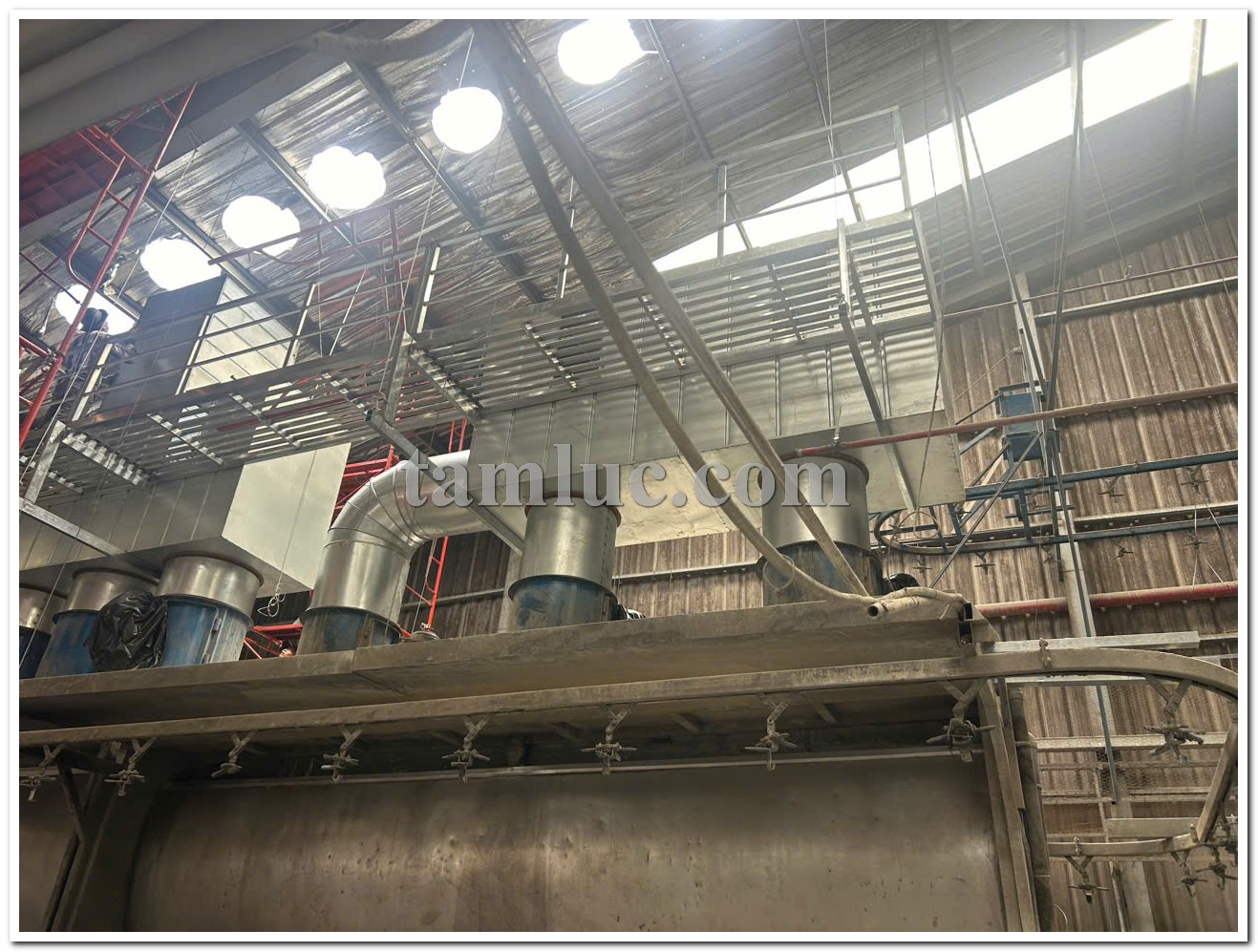 Thi công hệ thống xử lý khí thải xưởng sơn